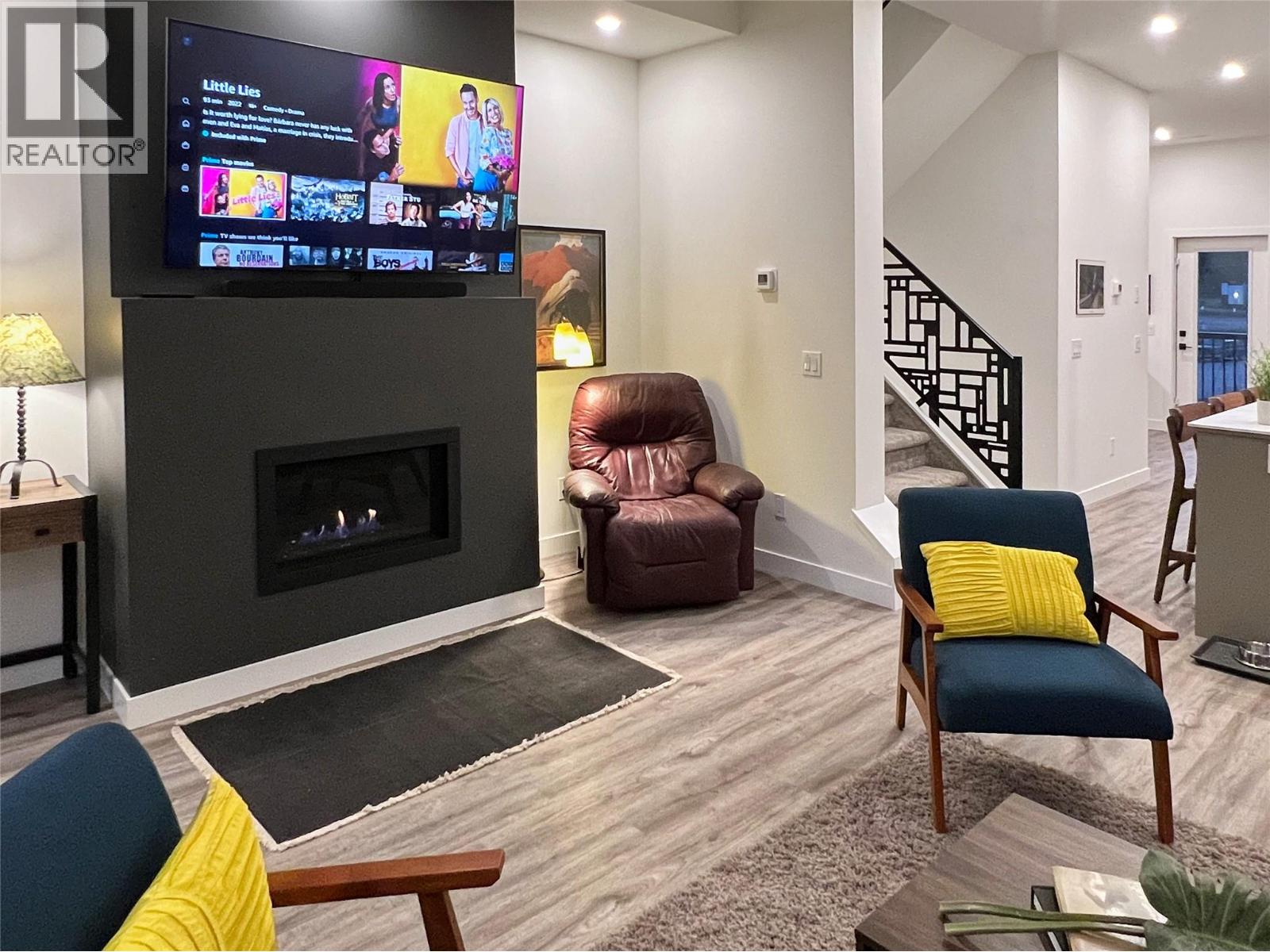 700 RIVERSIDE Way Unit# 201, Fernie