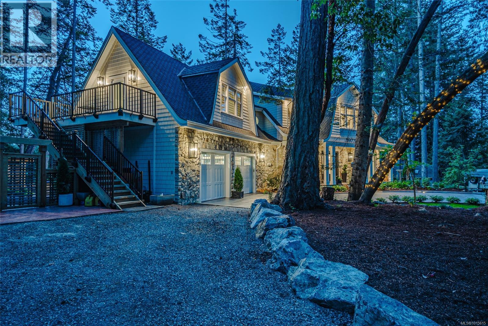 3973 Cove Rd, Ladysmith