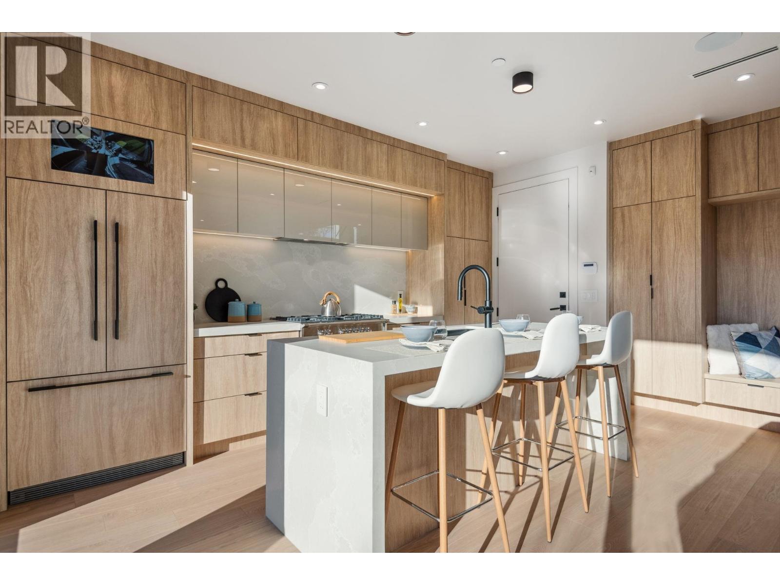 2 3620 W 20TH AVENUE, Vancouver