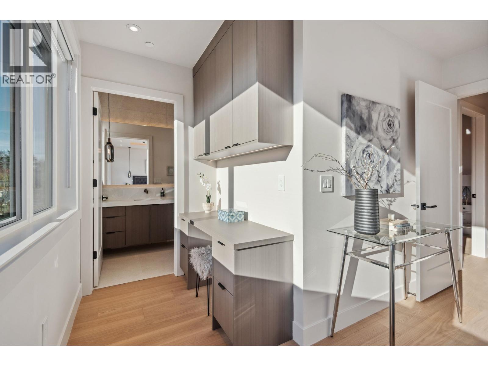 2 3620 W 20TH AVENUE, Vancouver