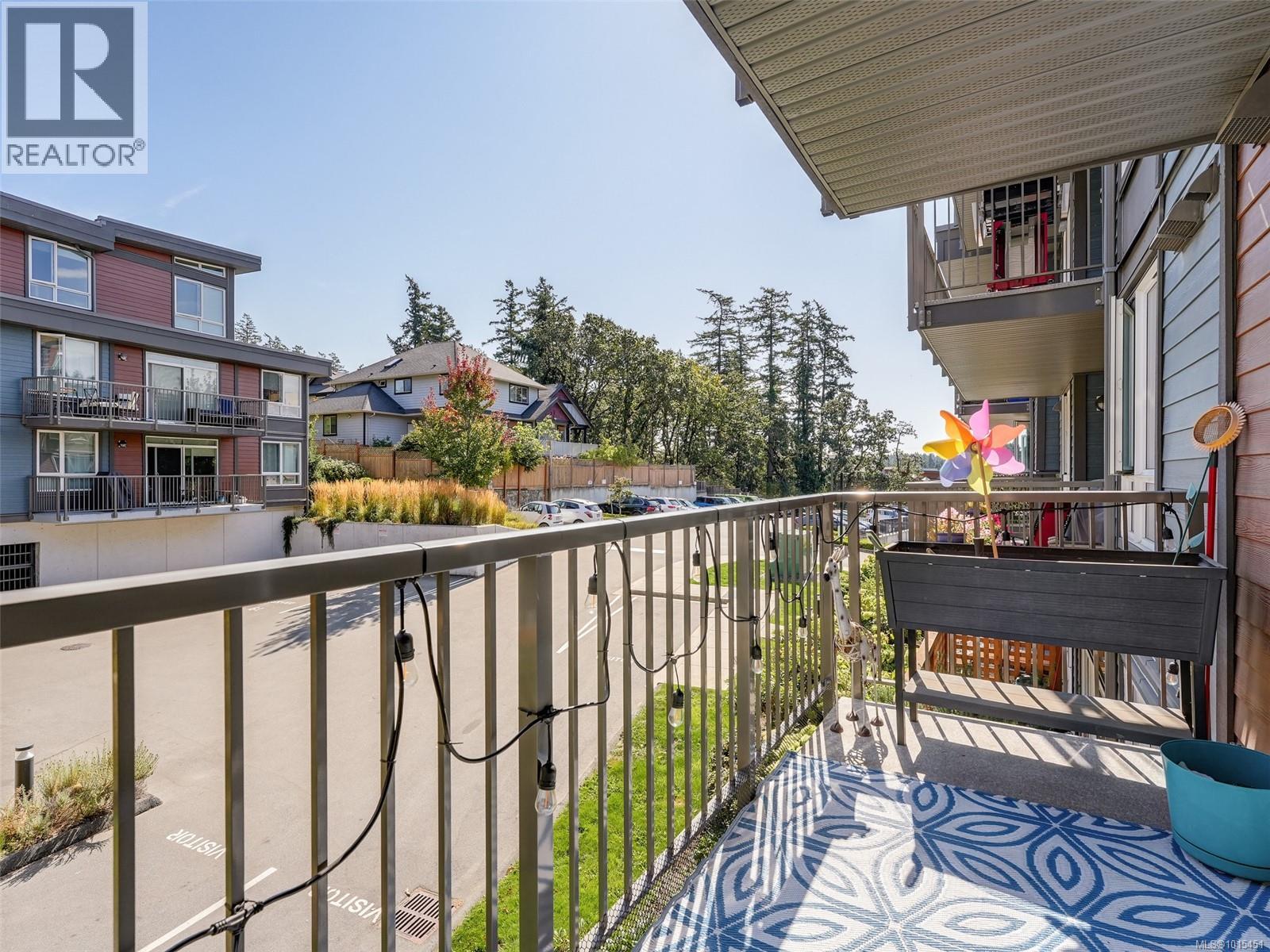 212 110 Presley Place, View Royal