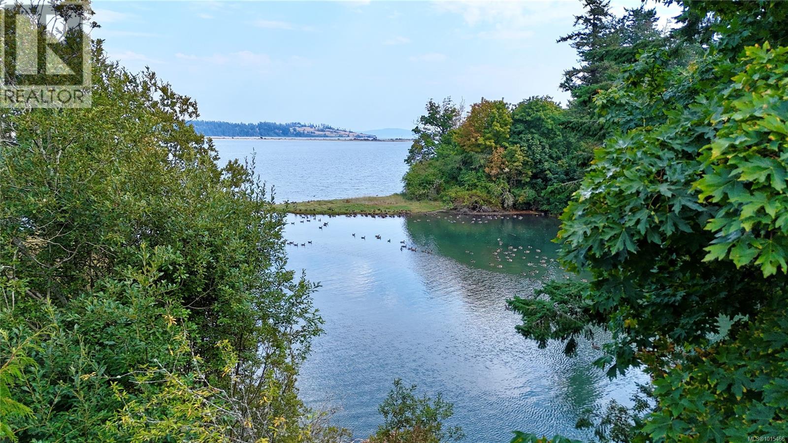 122 2600 Ferguson Road, Central Saanich