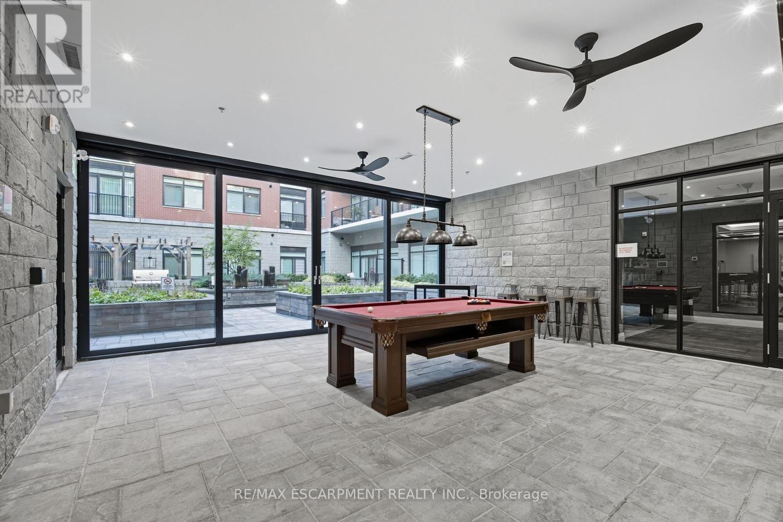 Single Family House for Sale in    REDFERN AVENUE Hamilton (Mountview) 