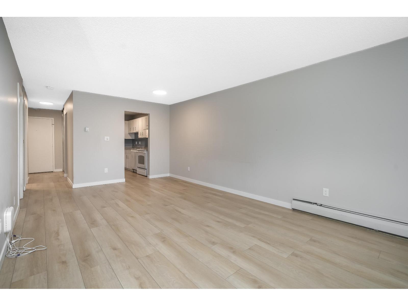 309 1561 VIDAL STREET, White Rock