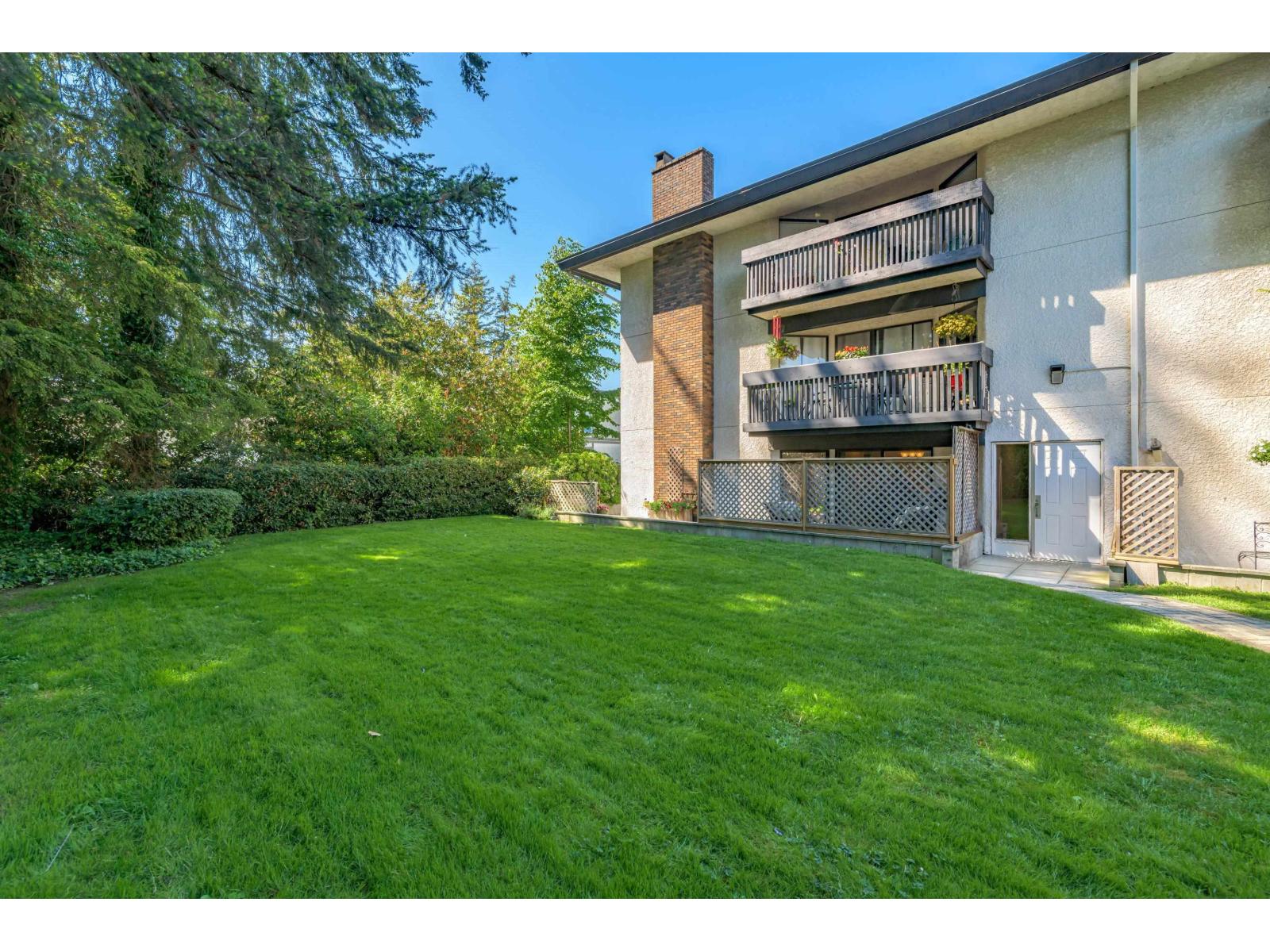 309 1561 VIDAL STREET, White Rock