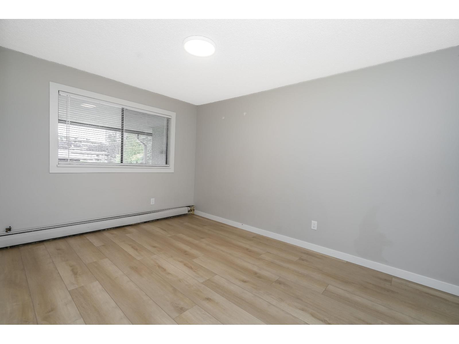 309 1561 VIDAL STREET, White Rock