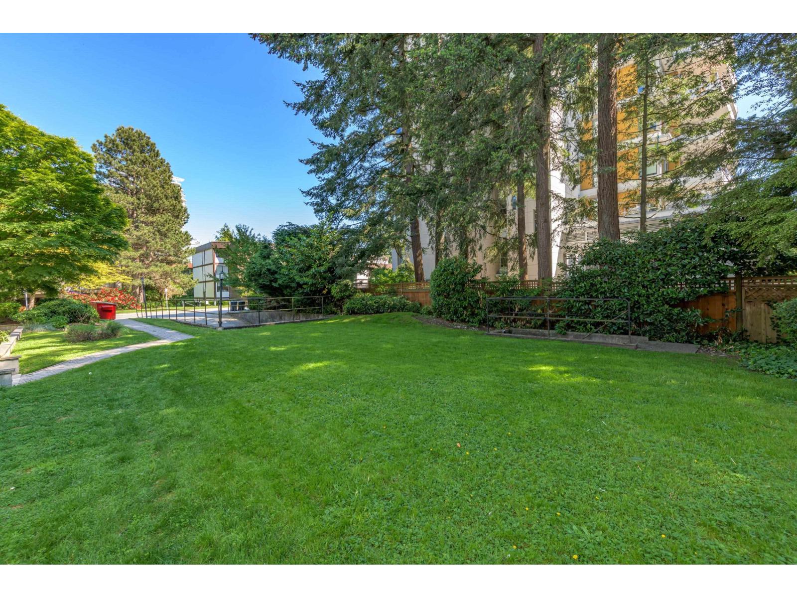 309 1561 VIDAL STREET, White Rock
