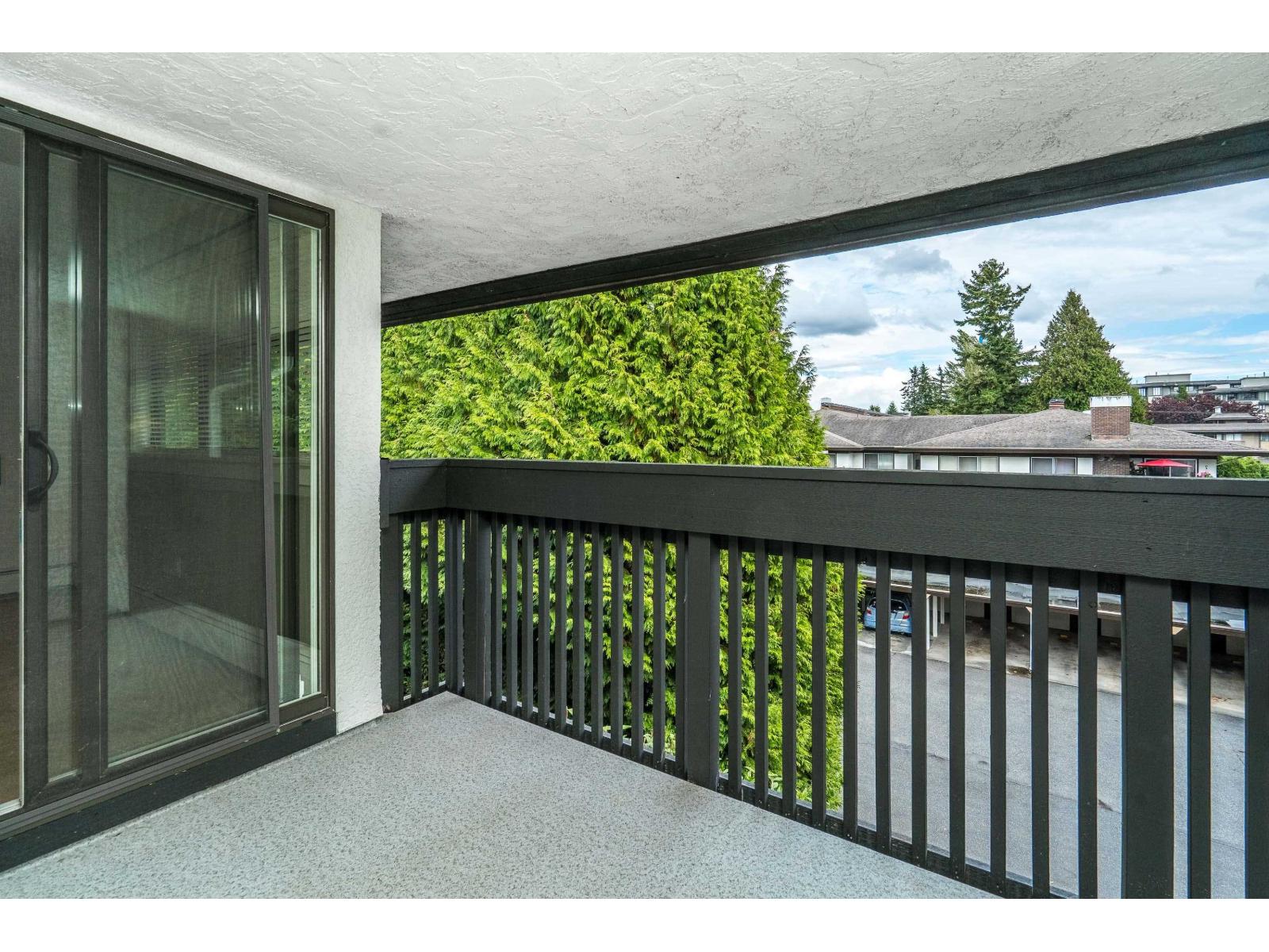 309 1561 VIDAL STREET, White Rock