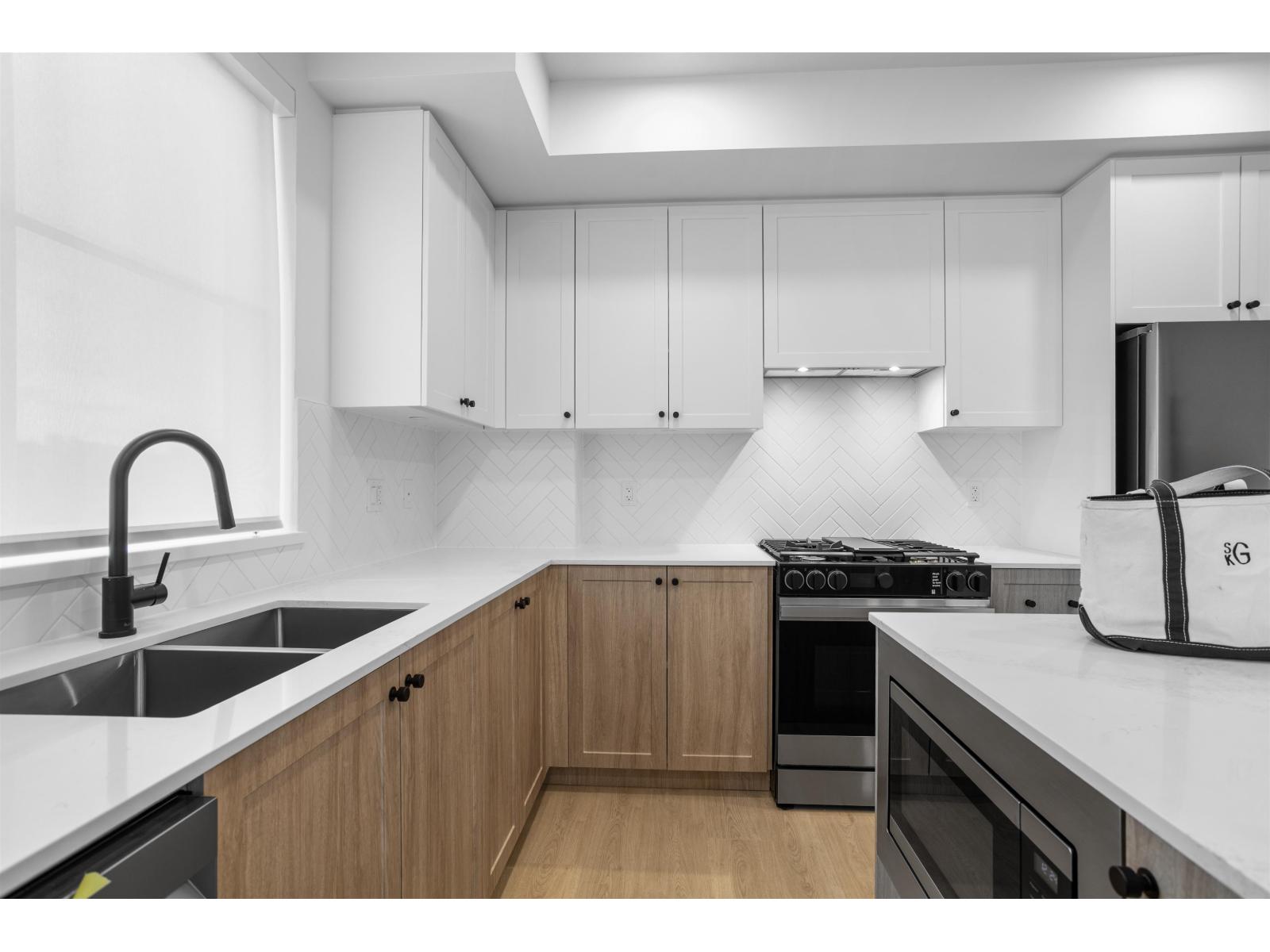 205 19885 76 AVENUE, Langley