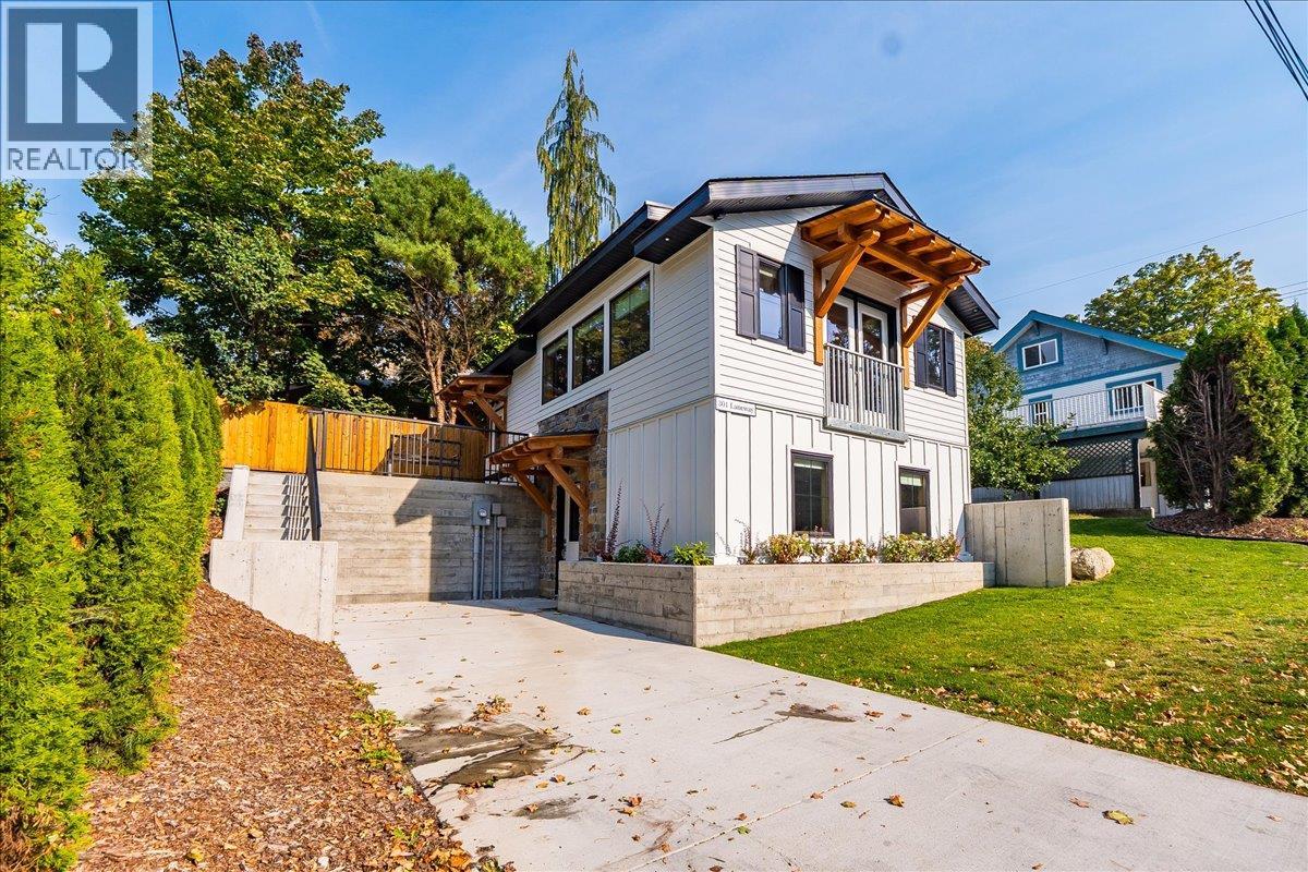 301 carbonate Street, Nelson