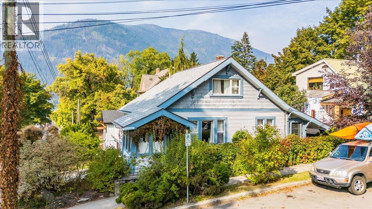 301 carbonate Street, Nelson