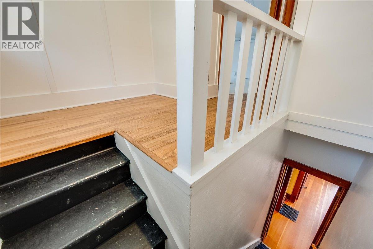 301 carbonate Street, Nelson