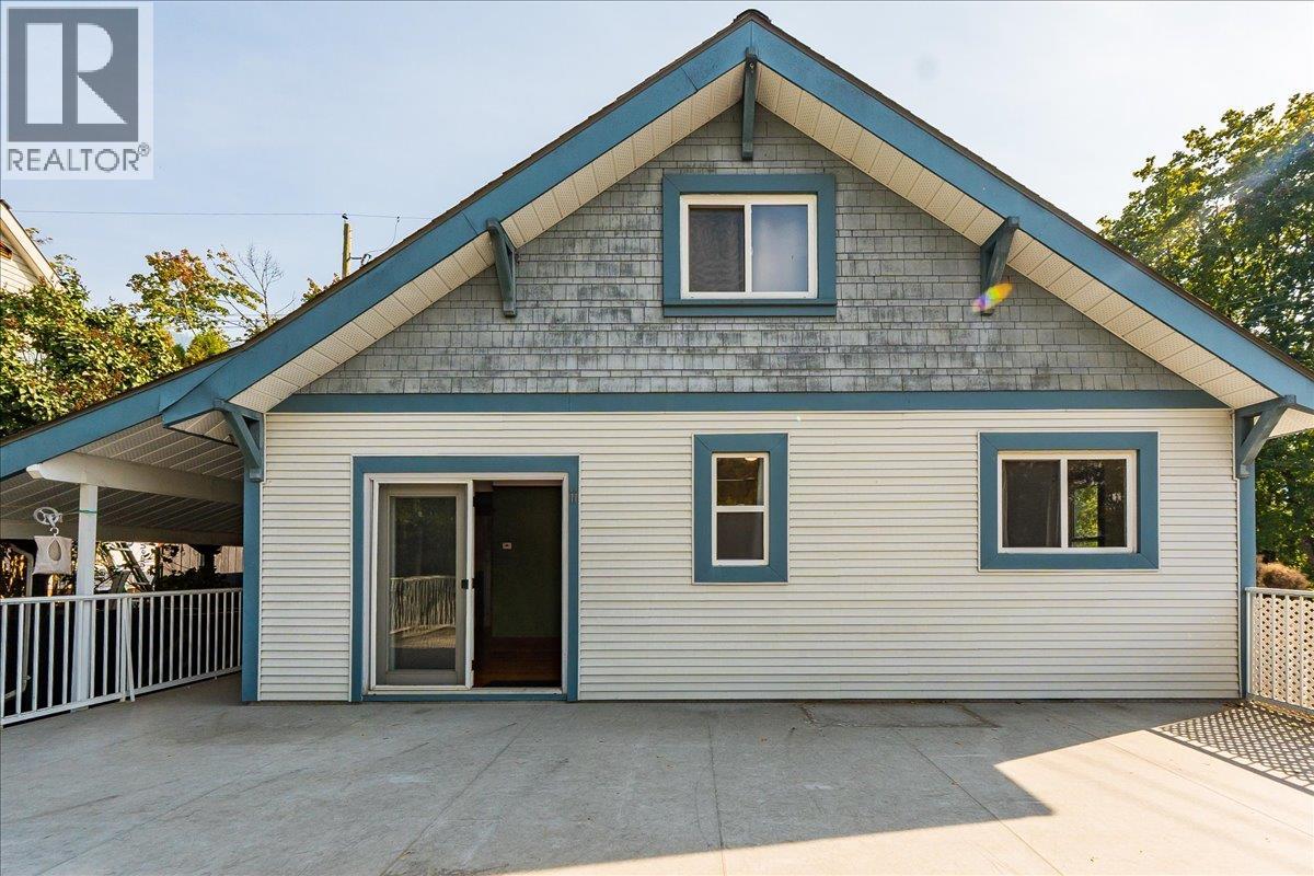 301 carbonate Street, Nelson