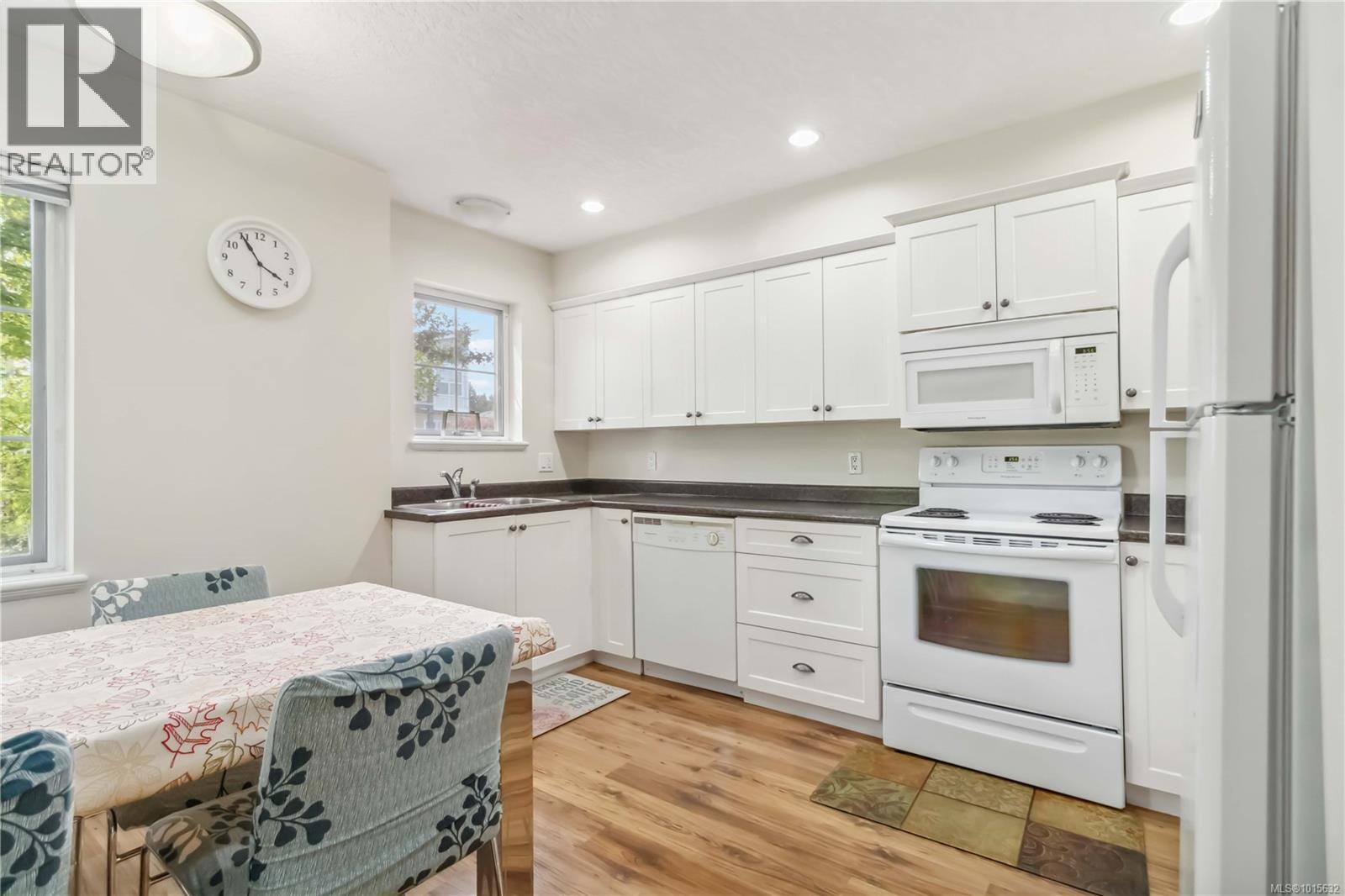 103 2685 Deville Rd, Langford