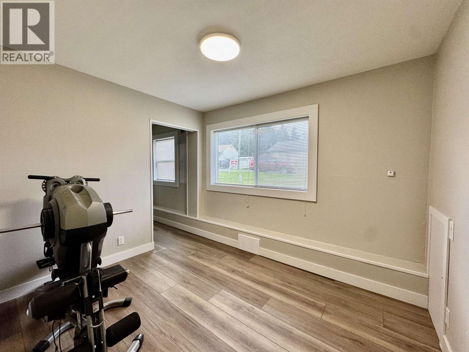 4 GROUSE STREET, Kitimat