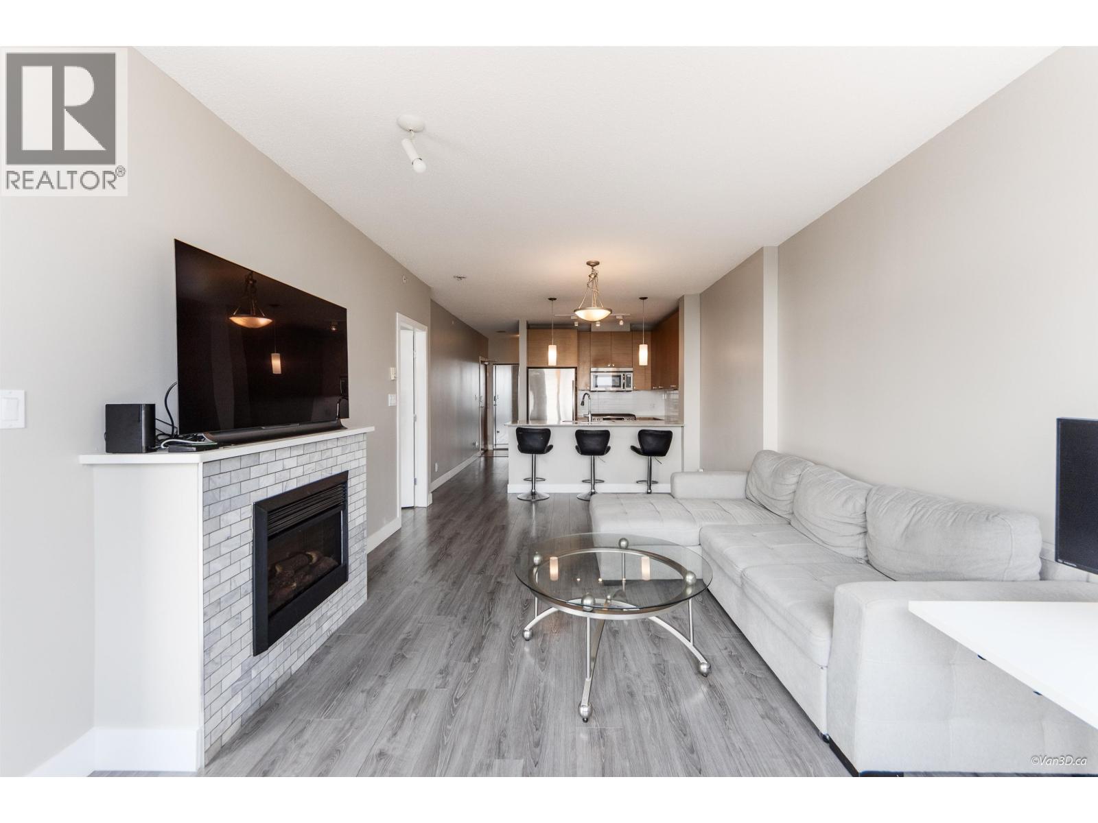 2201 400 CAPILANO ROAD, Port Moody