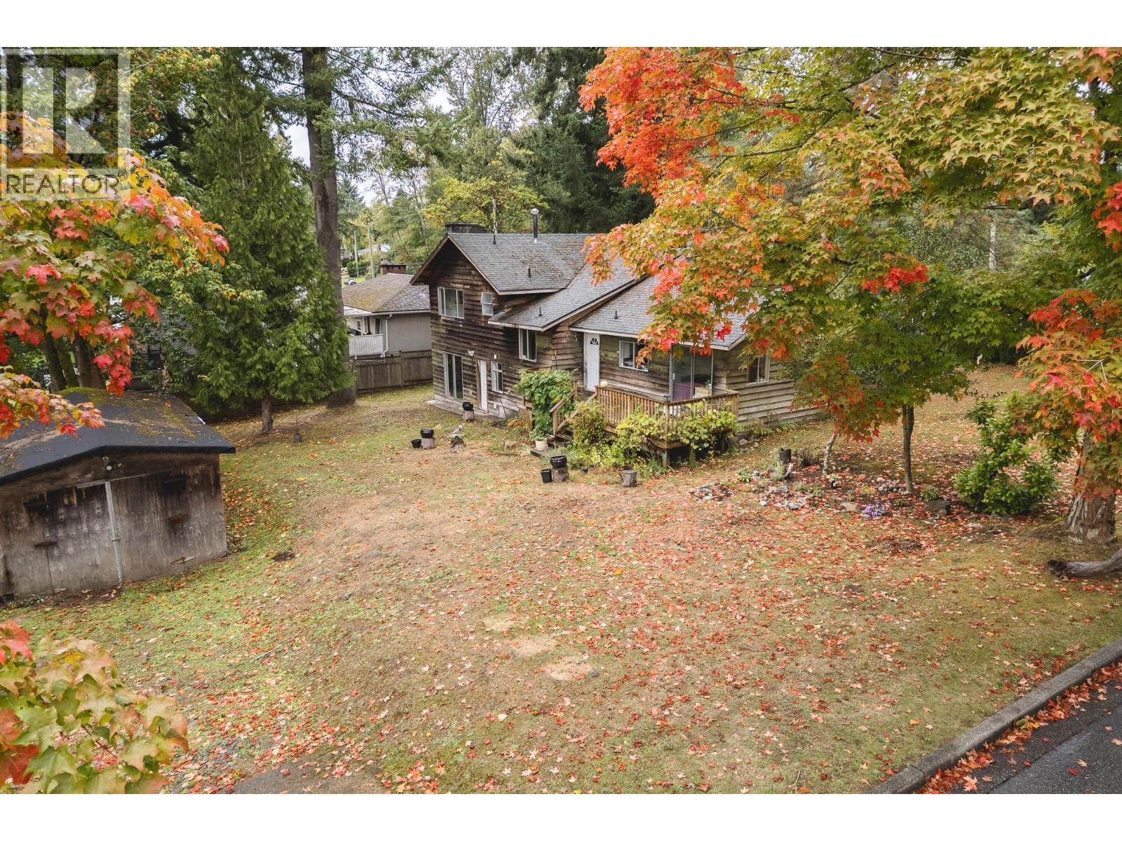 7492 BROADWAY, Burnaby