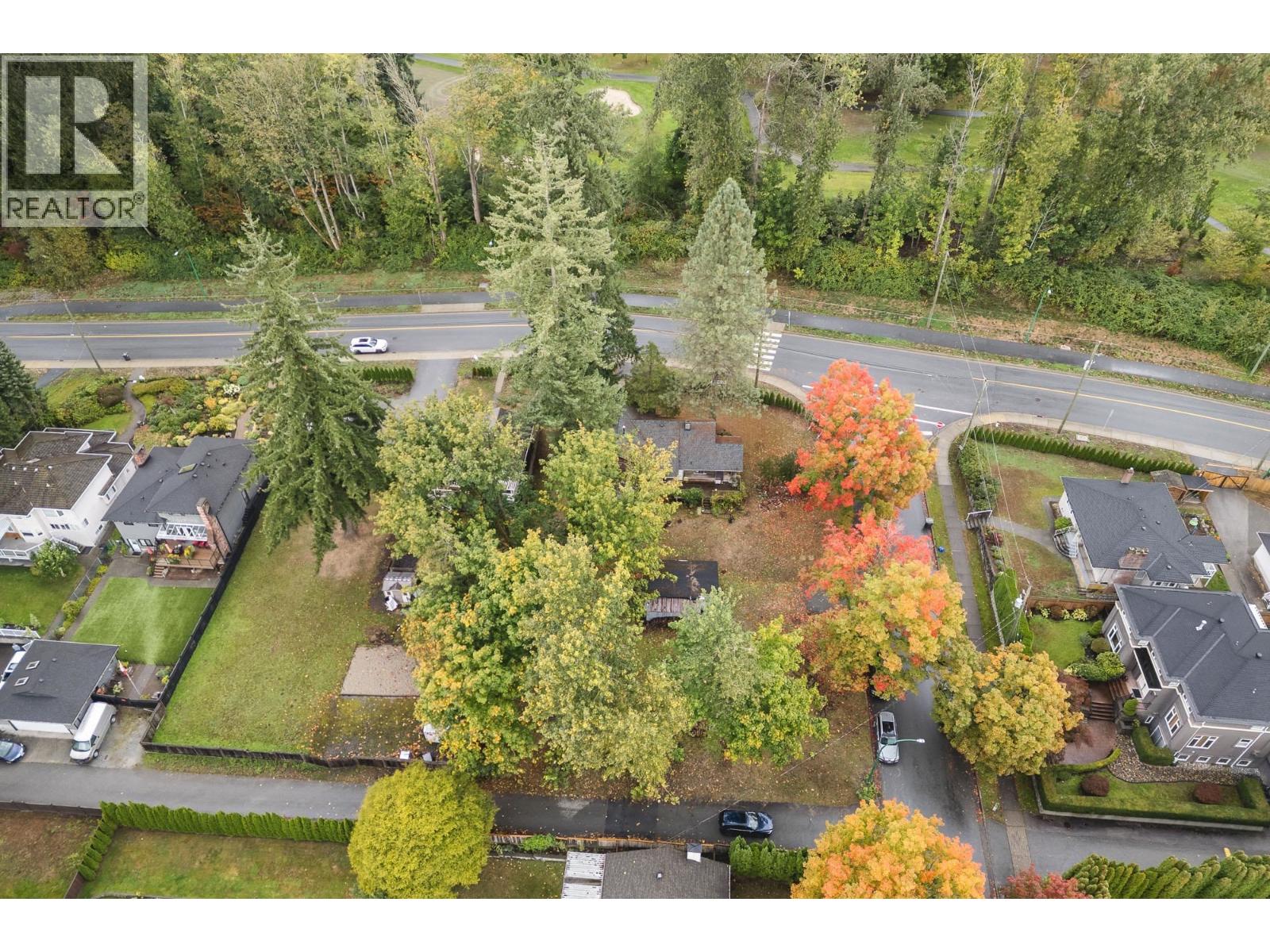 7492 BROADWAY, Burnaby