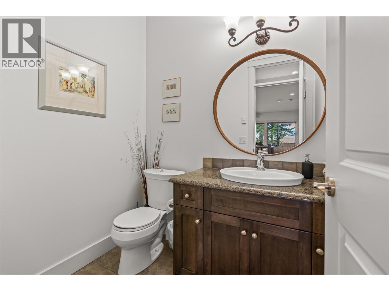  226 Dormie Place, Vernon