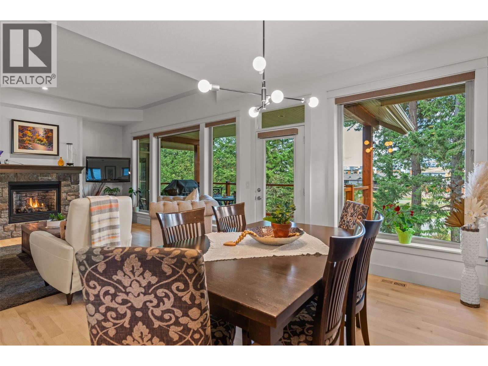  226 Dormie Place, Vernon
