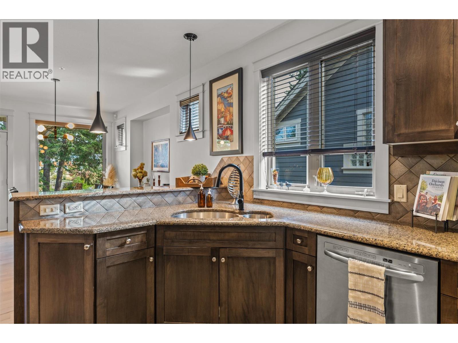  226 Dormie Place, Vernon