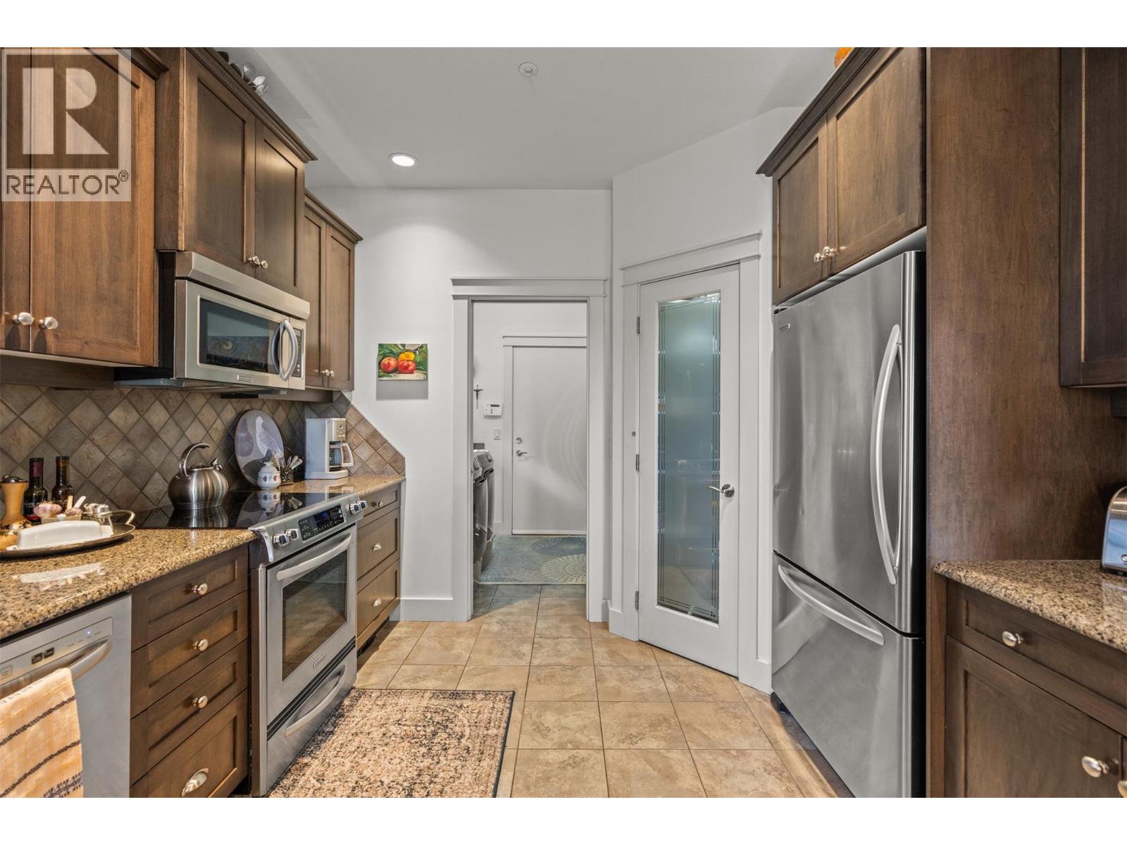  226 Dormie Place, Vernon