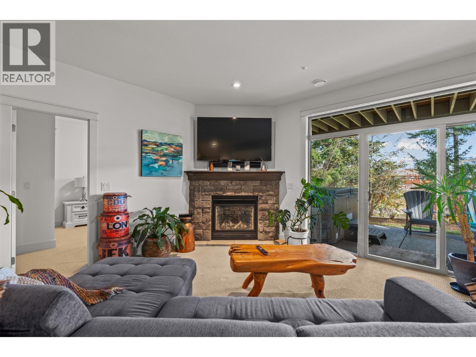  226 Dormie Place, Vernon