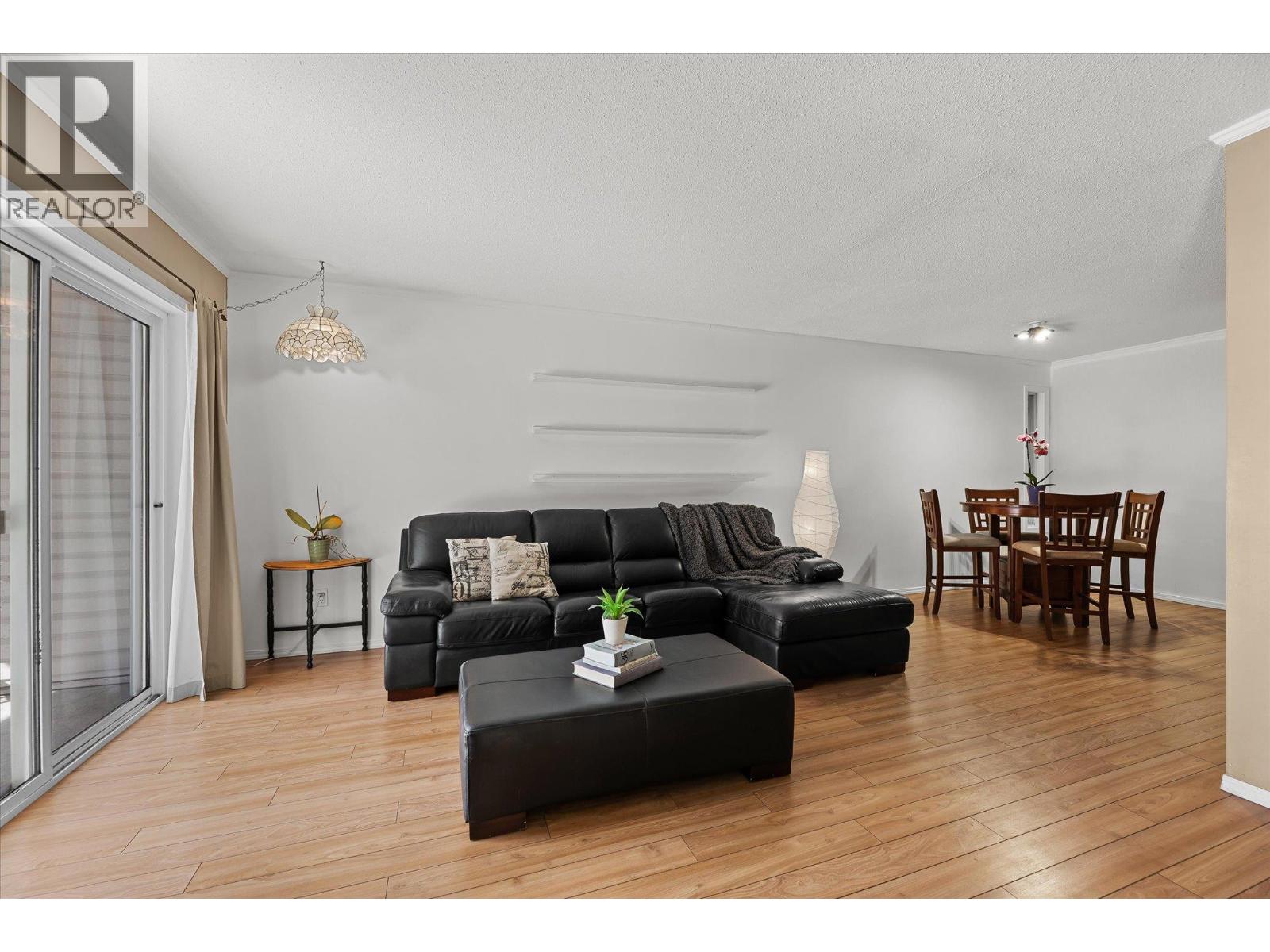 6 4404 Pleasant Valley Road, Vernon