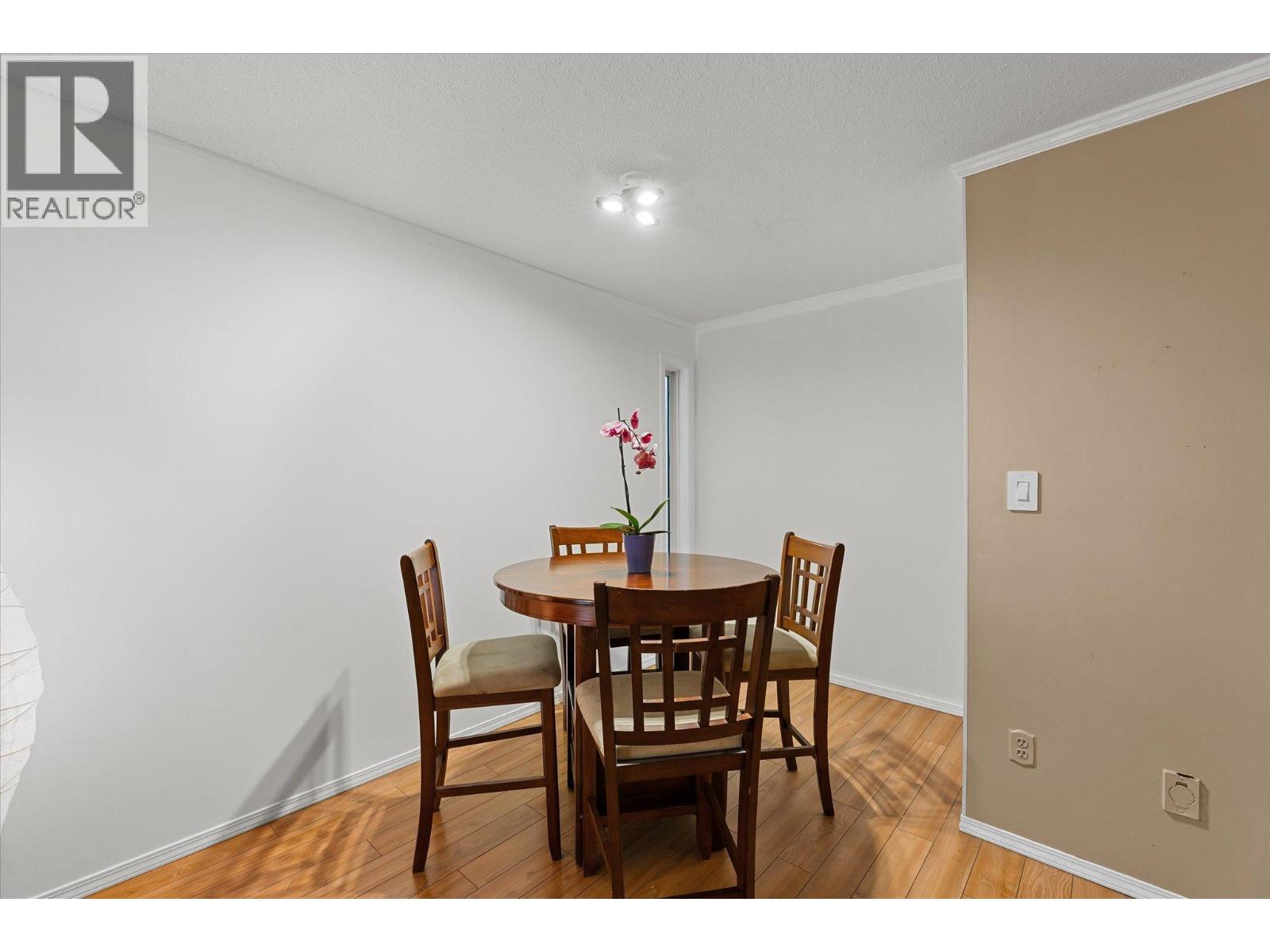 6 4404 Pleasant Valley Road, Vernon