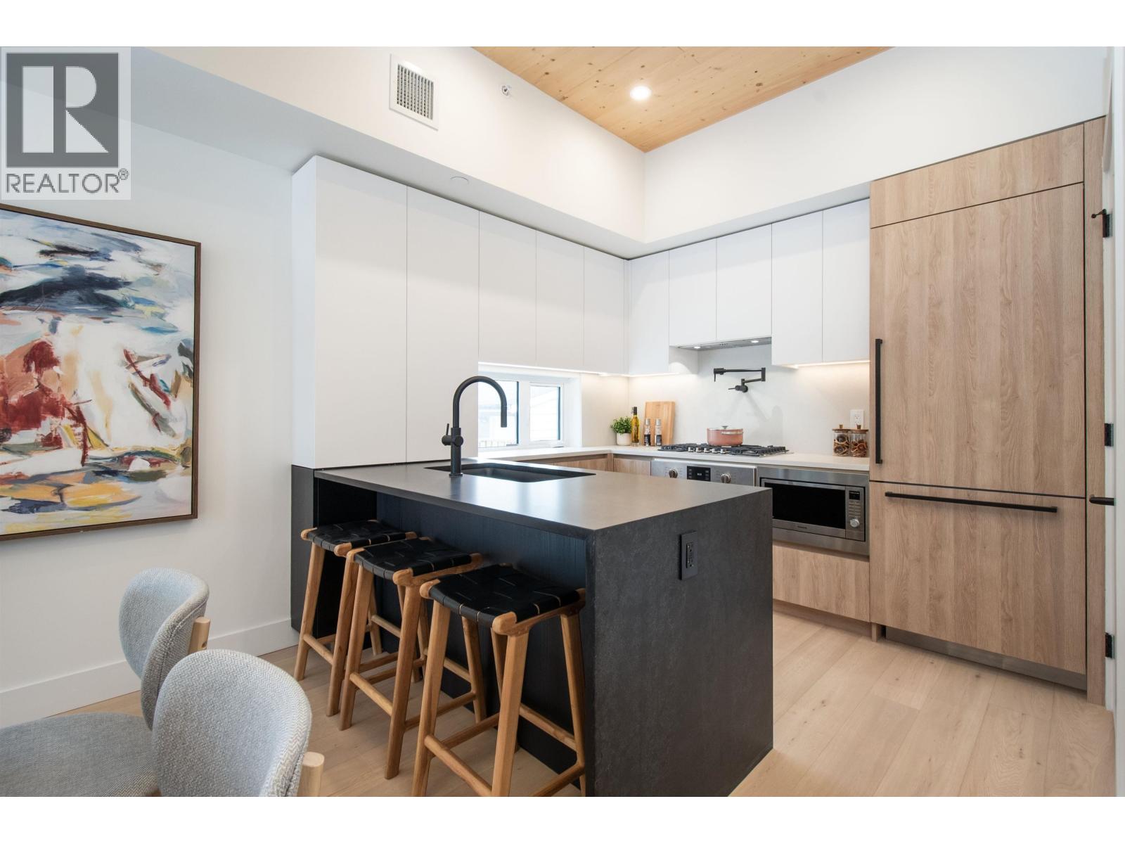 4150 COLUMBIA STREET, Vancouver