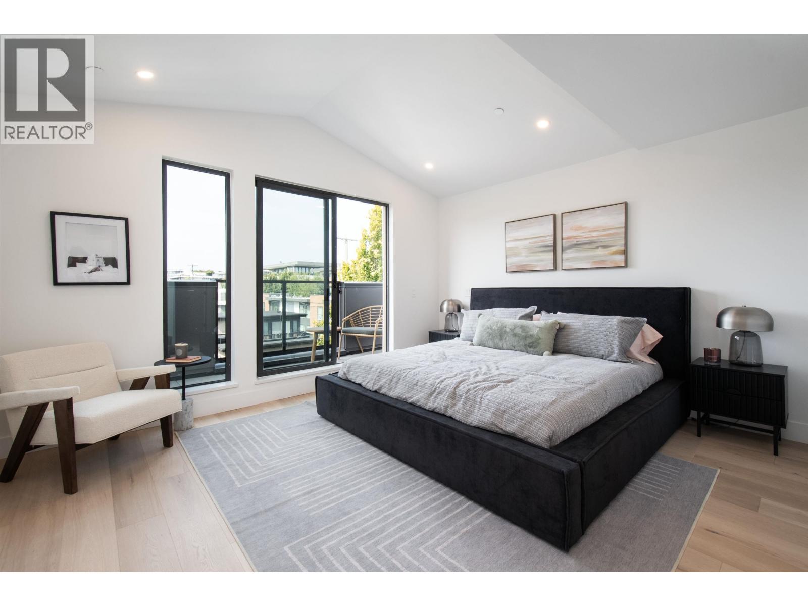 4150 COLUMBIA STREET, Vancouver