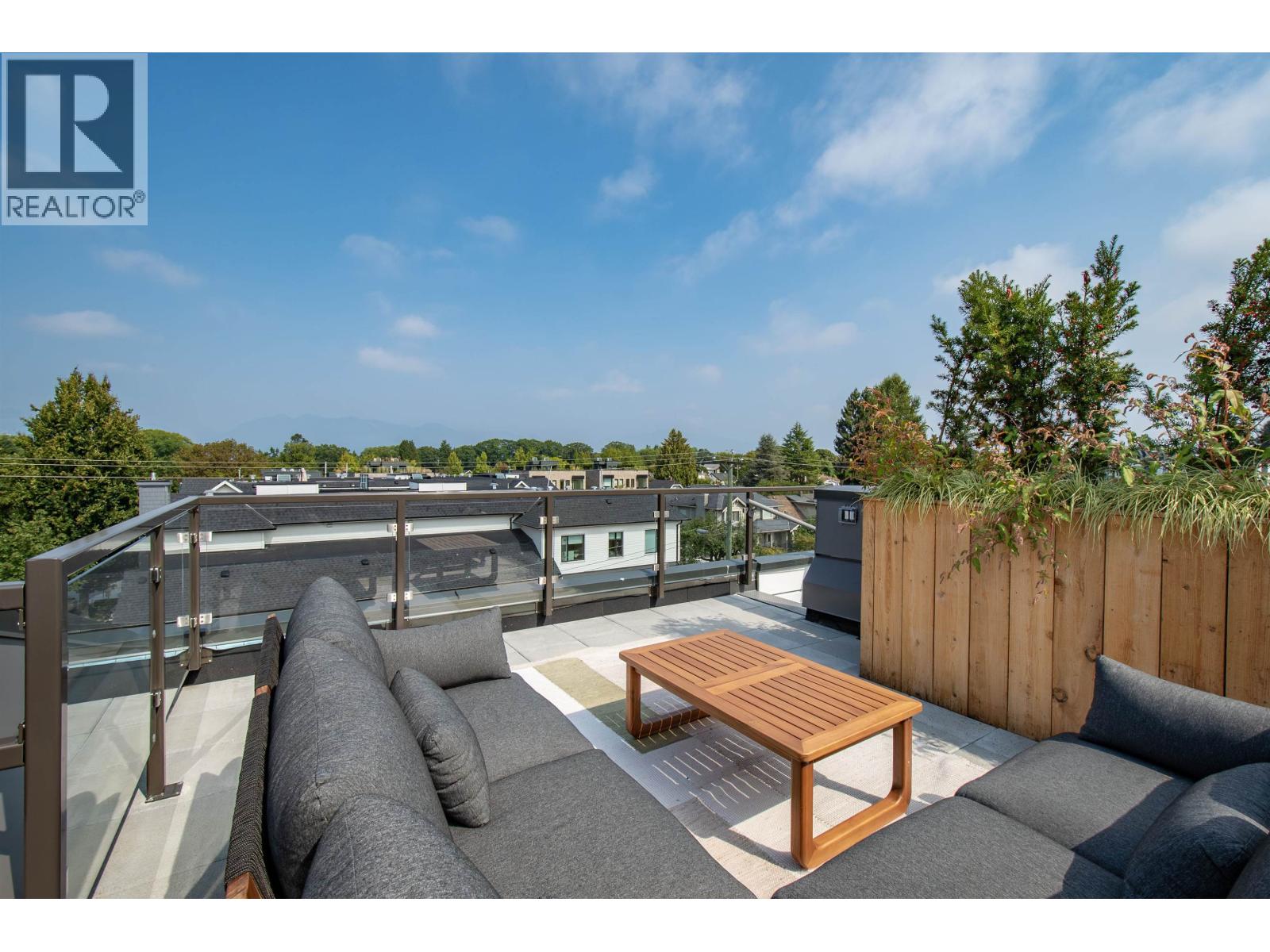 4150 COLUMBIA STREET, Vancouver