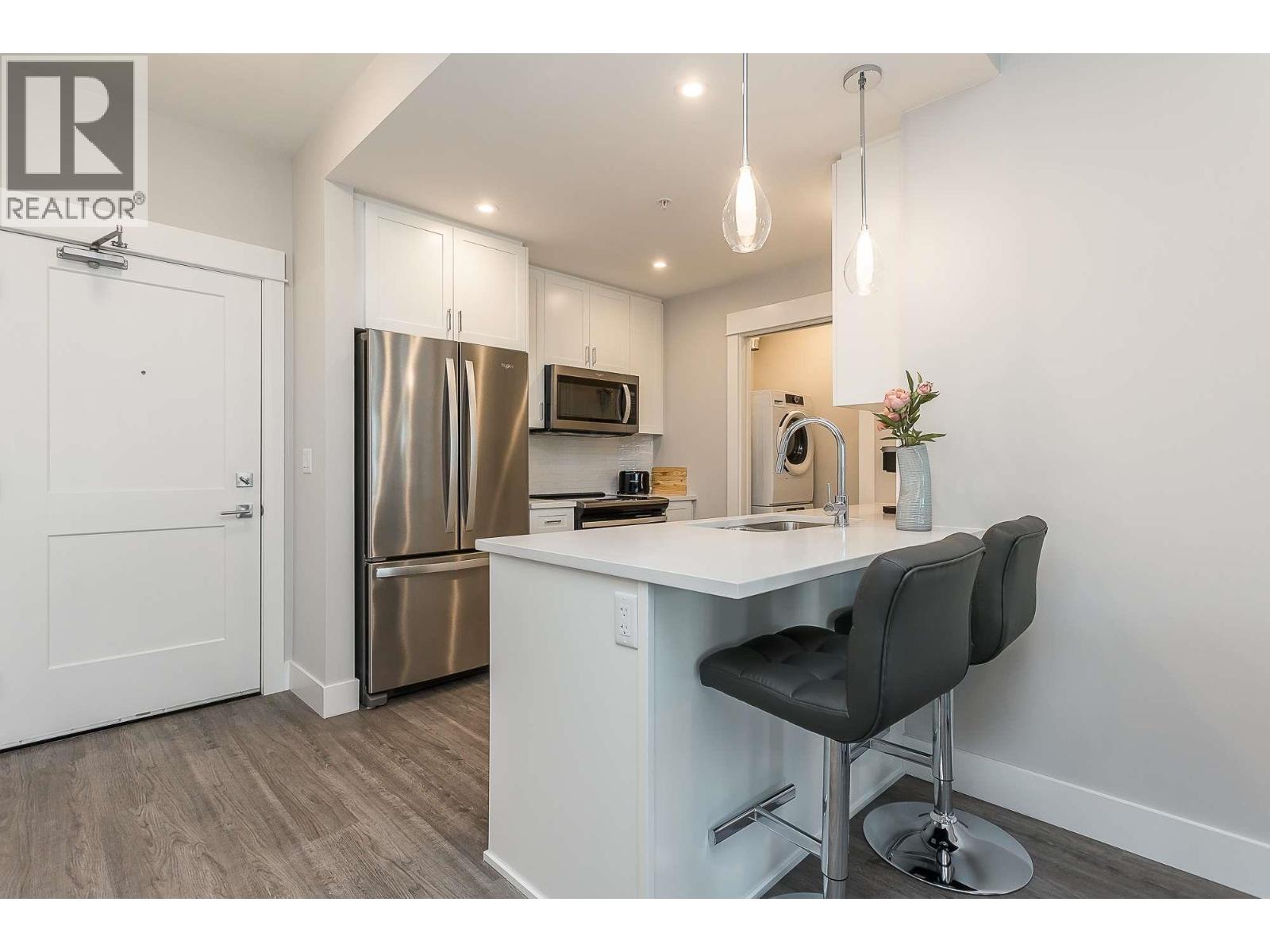 4317 2180 KELLY AVENUE, Port Coquitlam