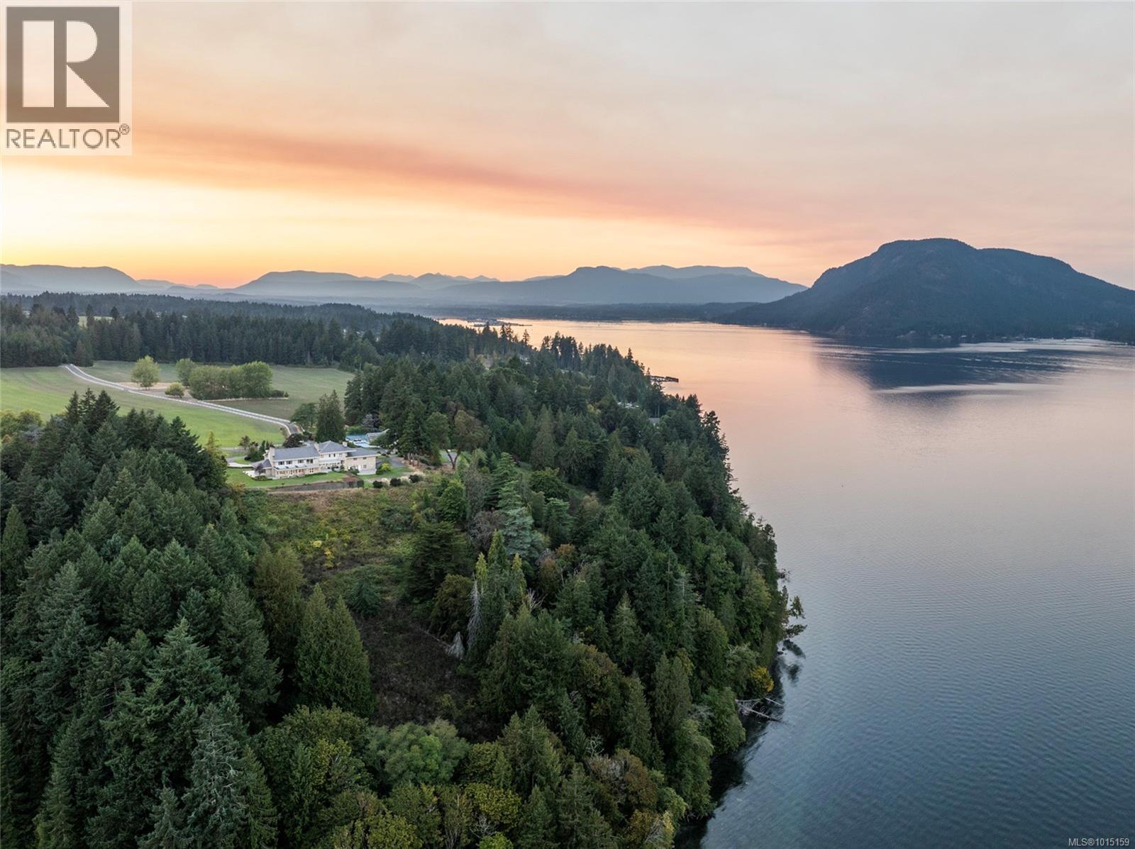 1257 Cherry Point Rd, Cowichan Bay