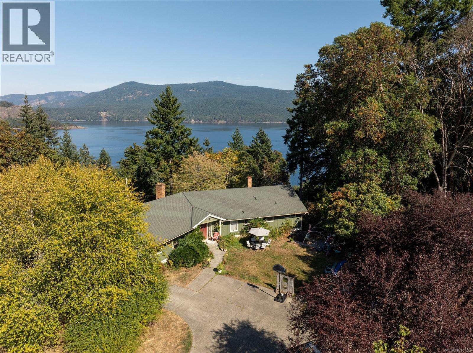 1257 Cherry Point Rd, Cowichan Bay