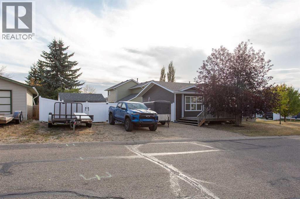 41 Hearthstone Drive, Lacombe