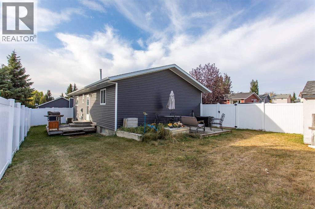 41 Hearthstone Drive, Lacombe