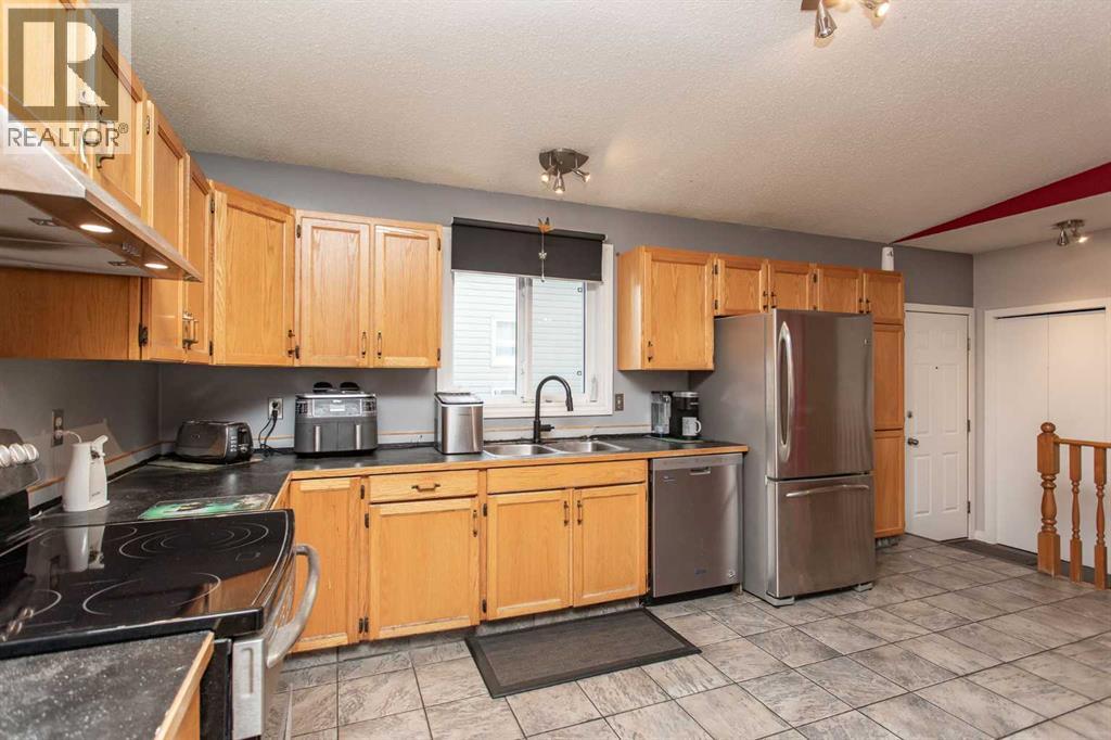 41 Hearthstone Drive, Lacombe