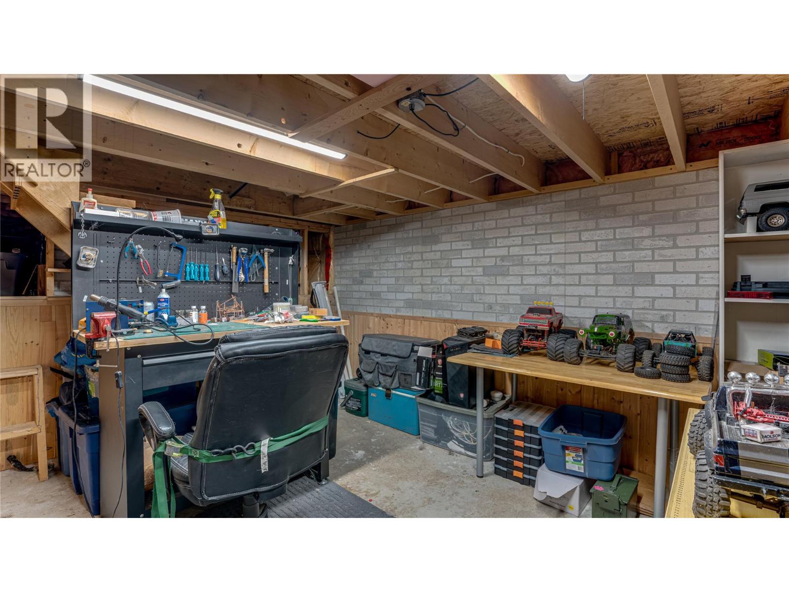 7204 Dunwaters Road, Kelowna
