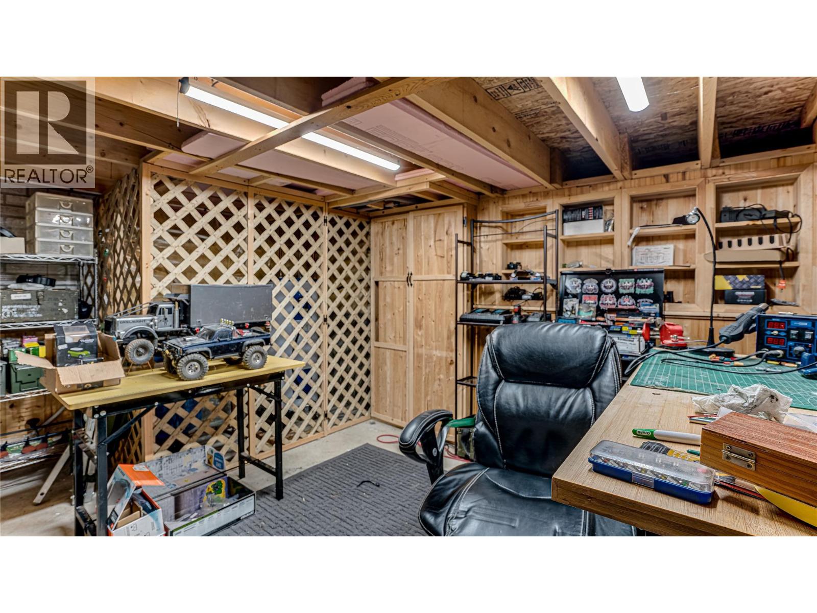  7204 Dunwaters Road, Kelowna