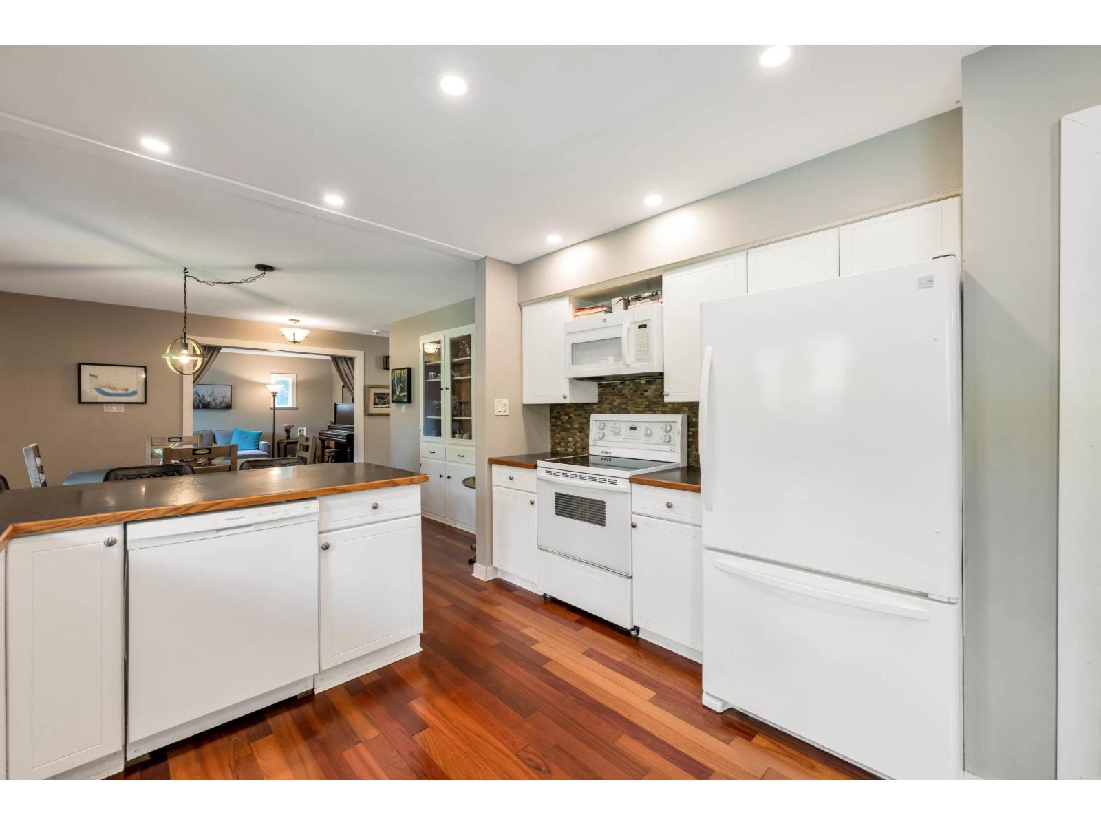 20228 8 AVENUE, Langley