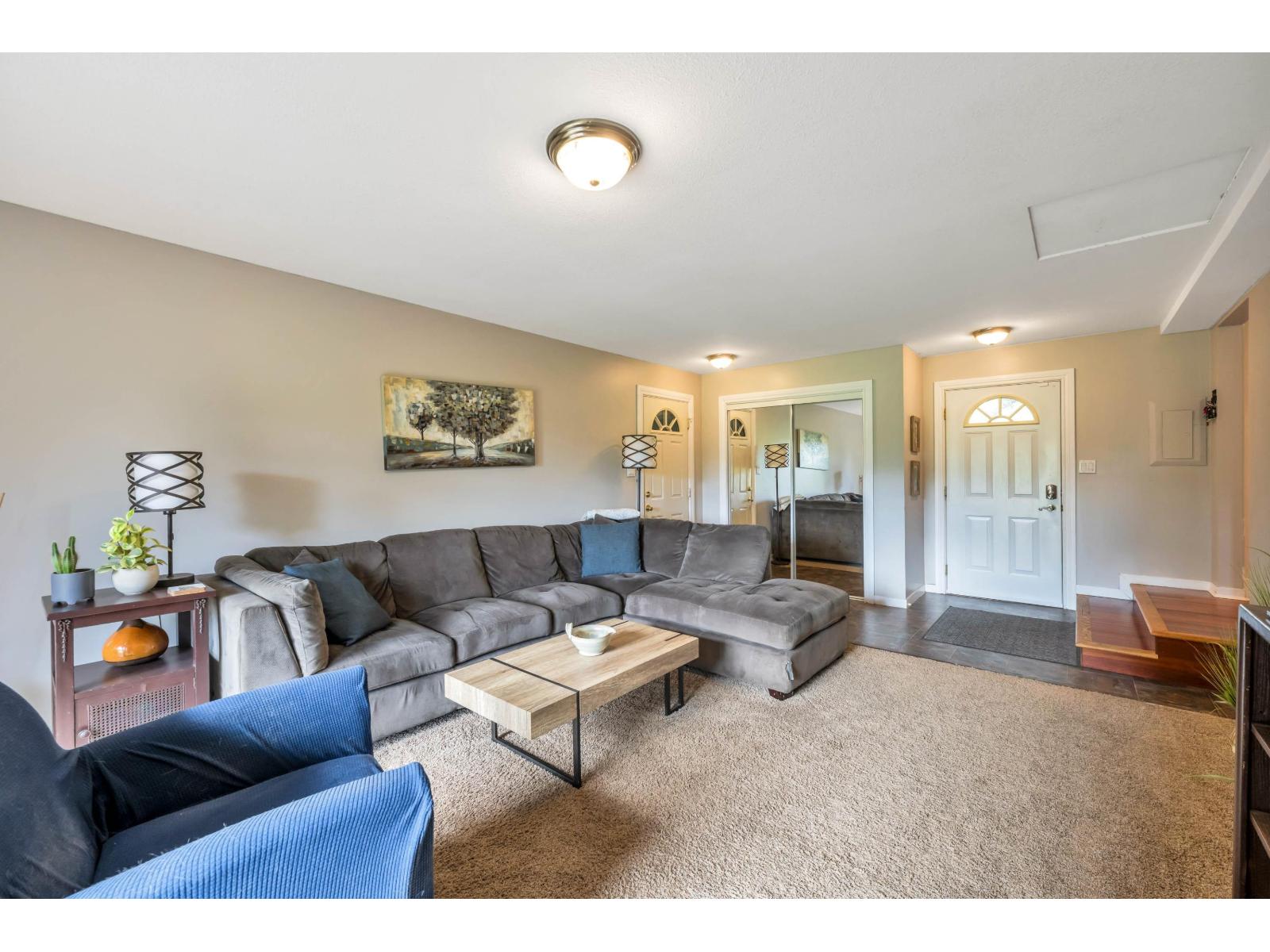 20228 8 AVENUE, Langley