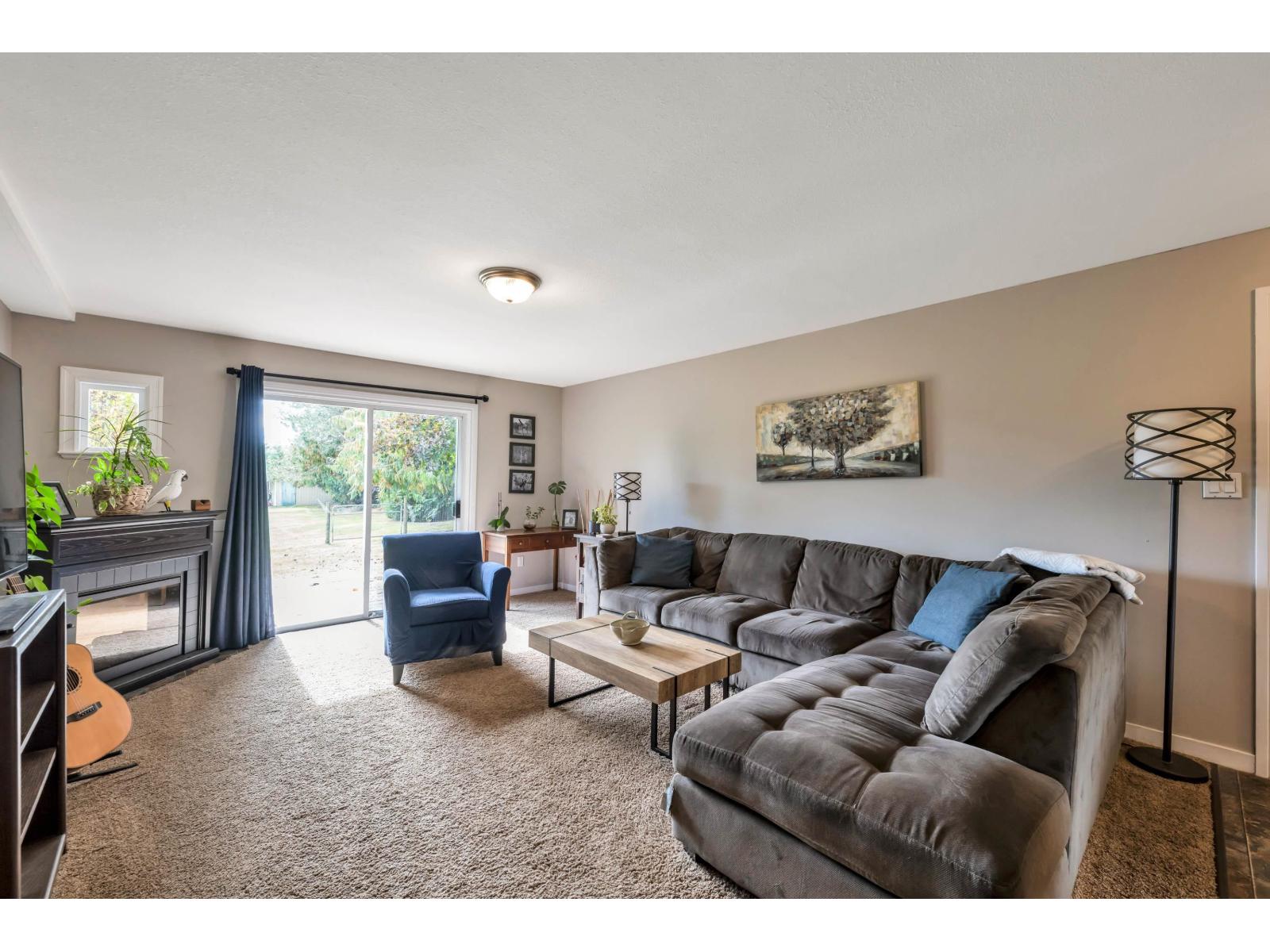 20228 8 AVENUE, Langley