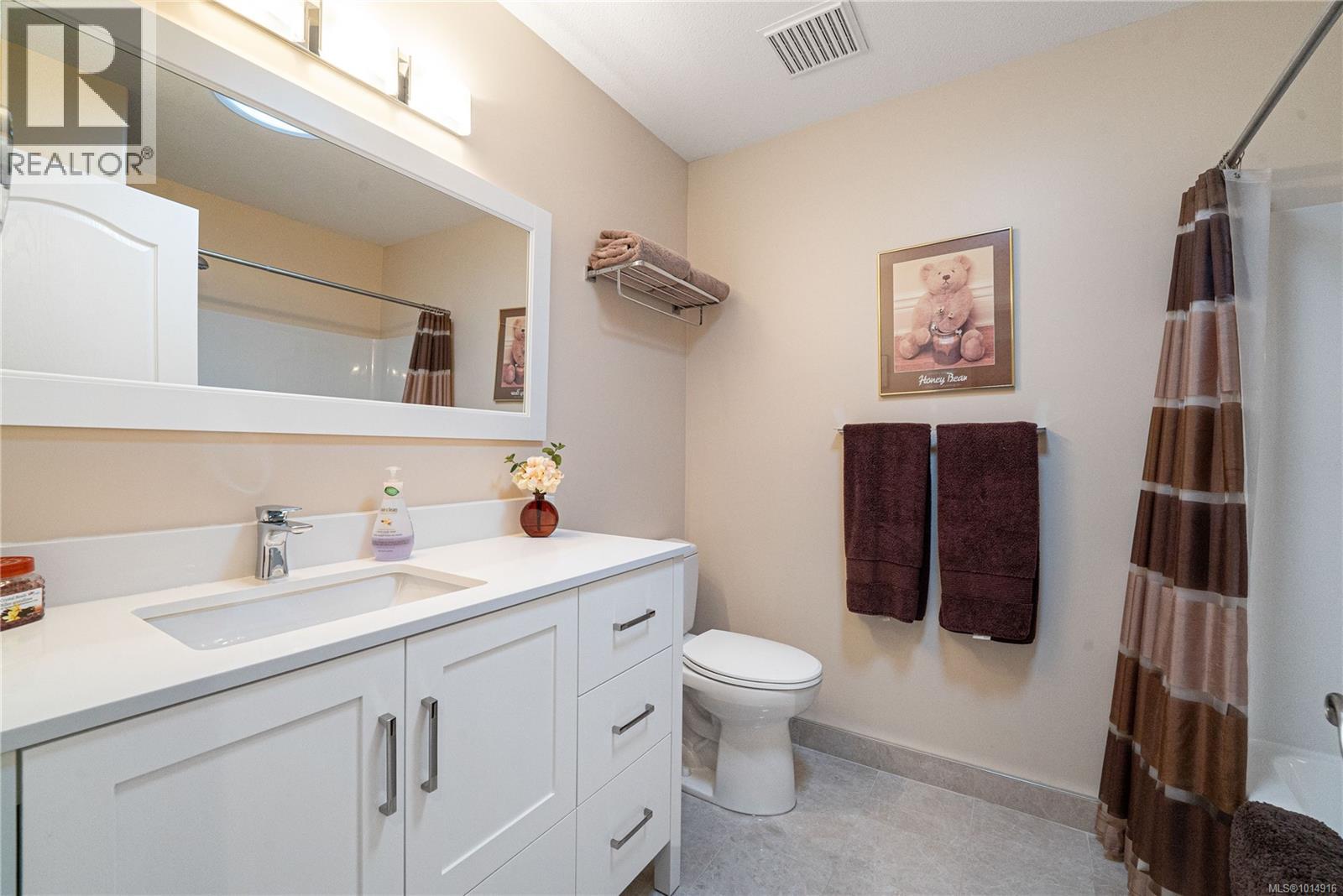17 6595 Groveland Dr, Nanaimo