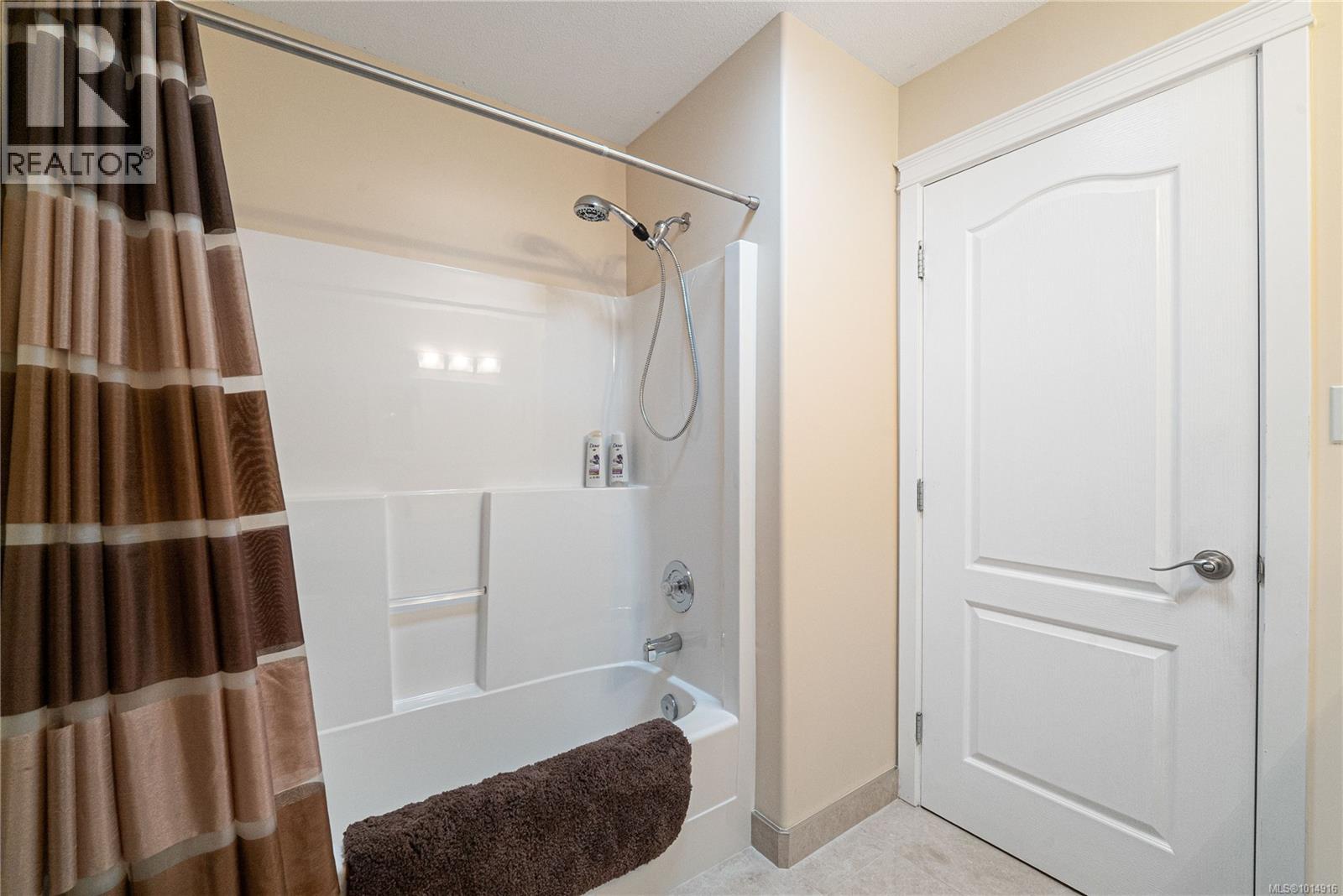 17 6595 Groveland Dr, Nanaimo