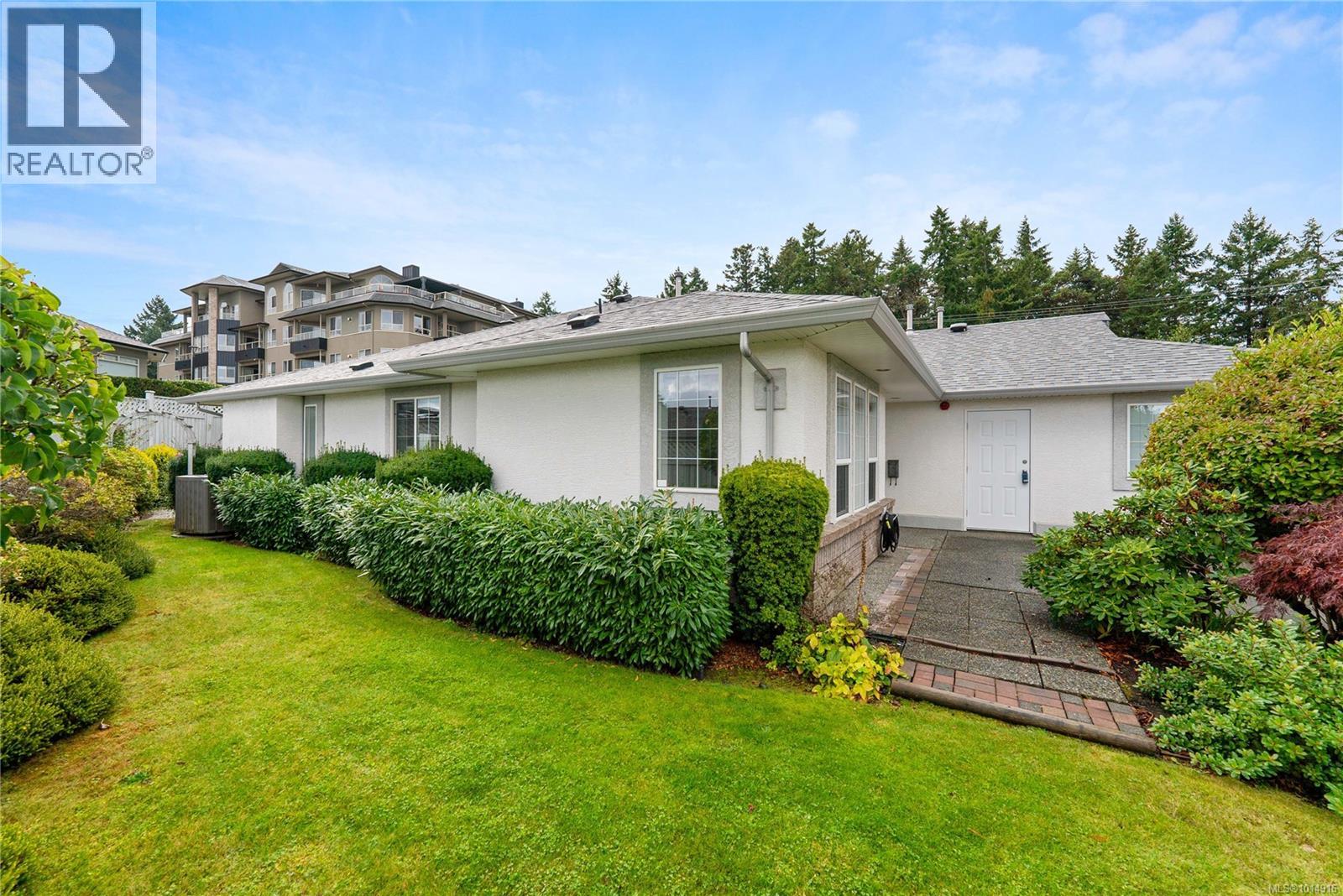 17 6595 Groveland Dr, Nanaimo