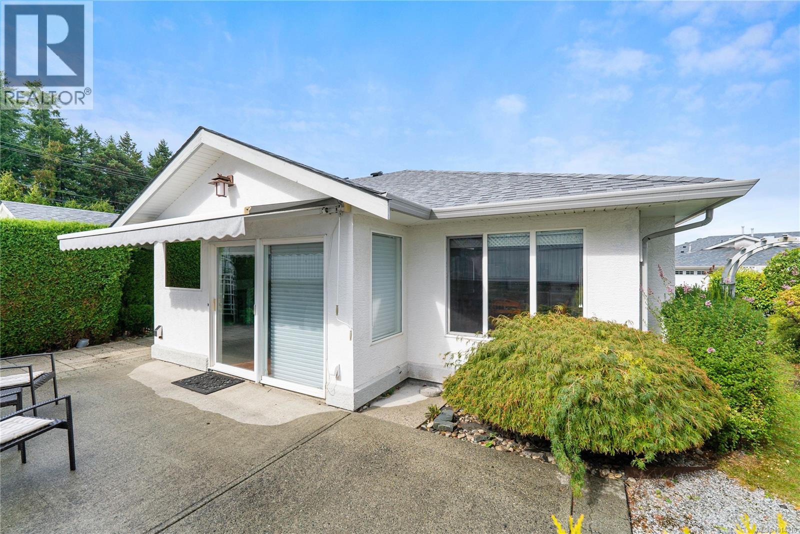 17 6595 Groveland Dr, Nanaimo