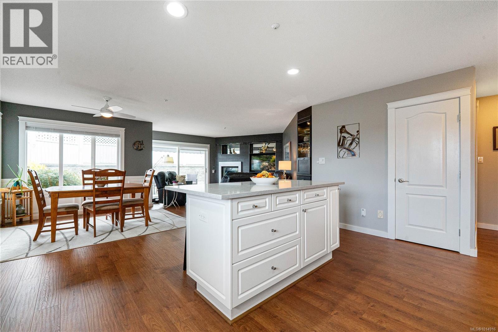 17 6595 Groveland Dr, Nanaimo