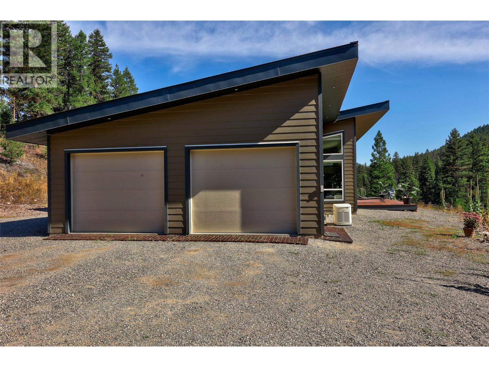 10076 Tranquille-Criss Creek Road, Kamloops