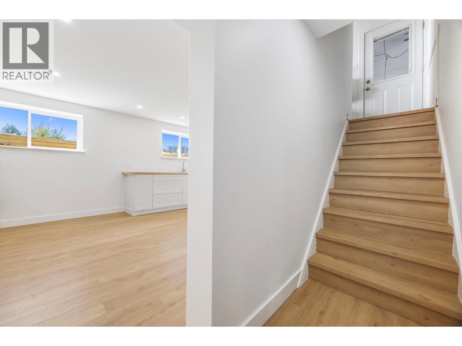  1224 Lawson Avenue, Kelowna